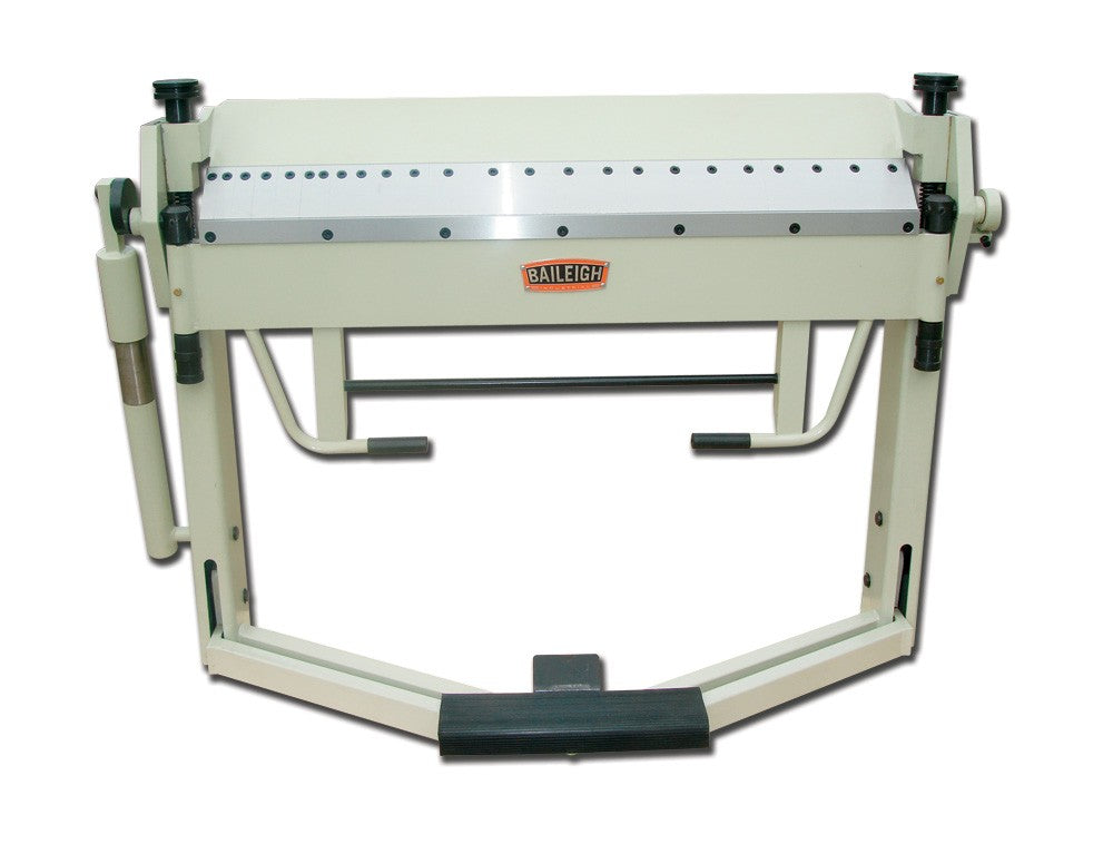 Baileigh BB-5014F 50 英寸 14 号手动折边机